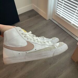Nike White and Pink Women's Sneakers